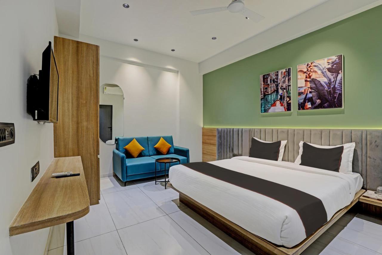 Hotel Lee Platinum Ahmedabad Eksteriør bilde